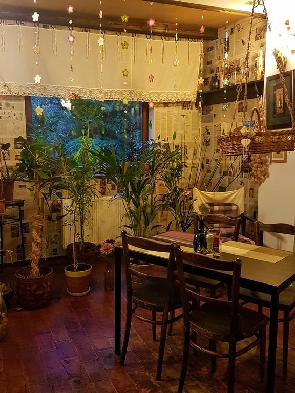 Bistro-Pension La Teleferic Sinaia Luaran gambar