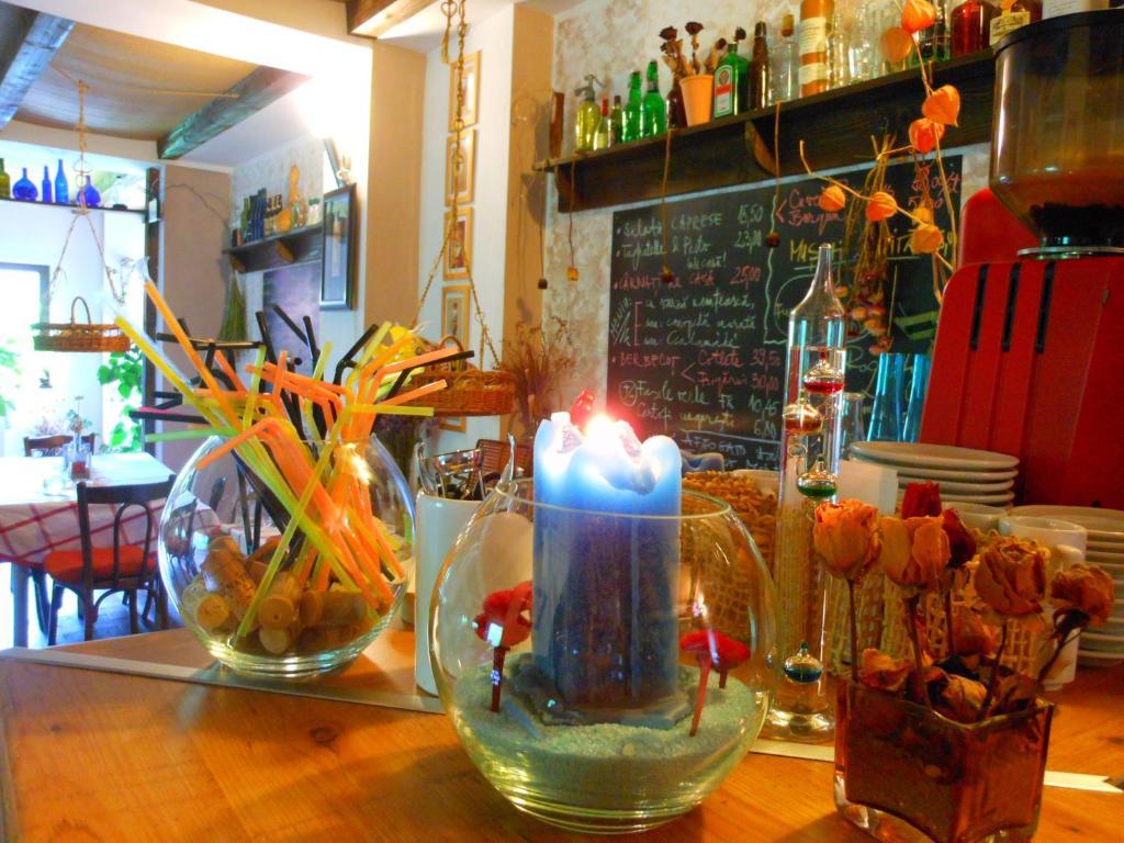 Bistro-Pension La Teleferic Sinaia Luaran gambar