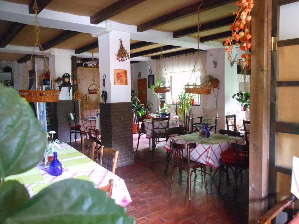 Bistro-Pension La Teleferic Sinaia Luaran gambar